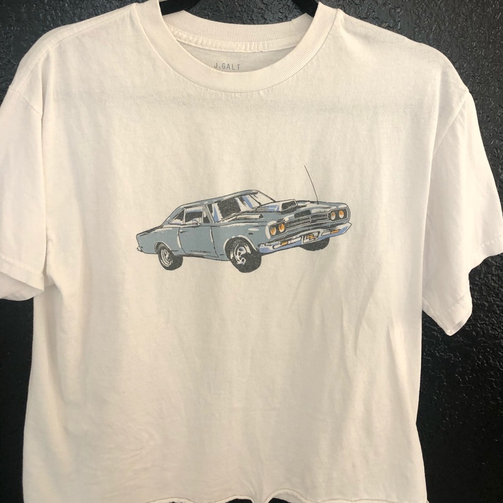 Brandy Melville graphic tee